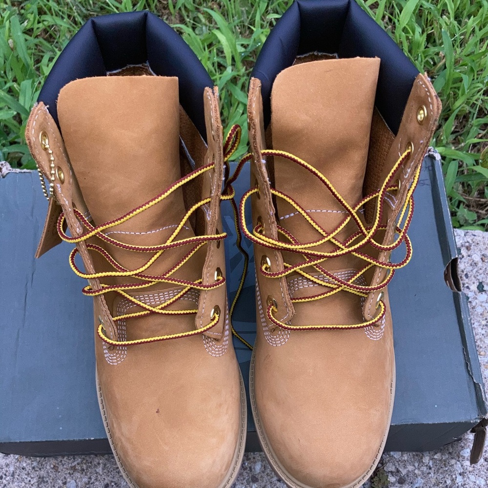 Timberlands - Picture 2 of 4